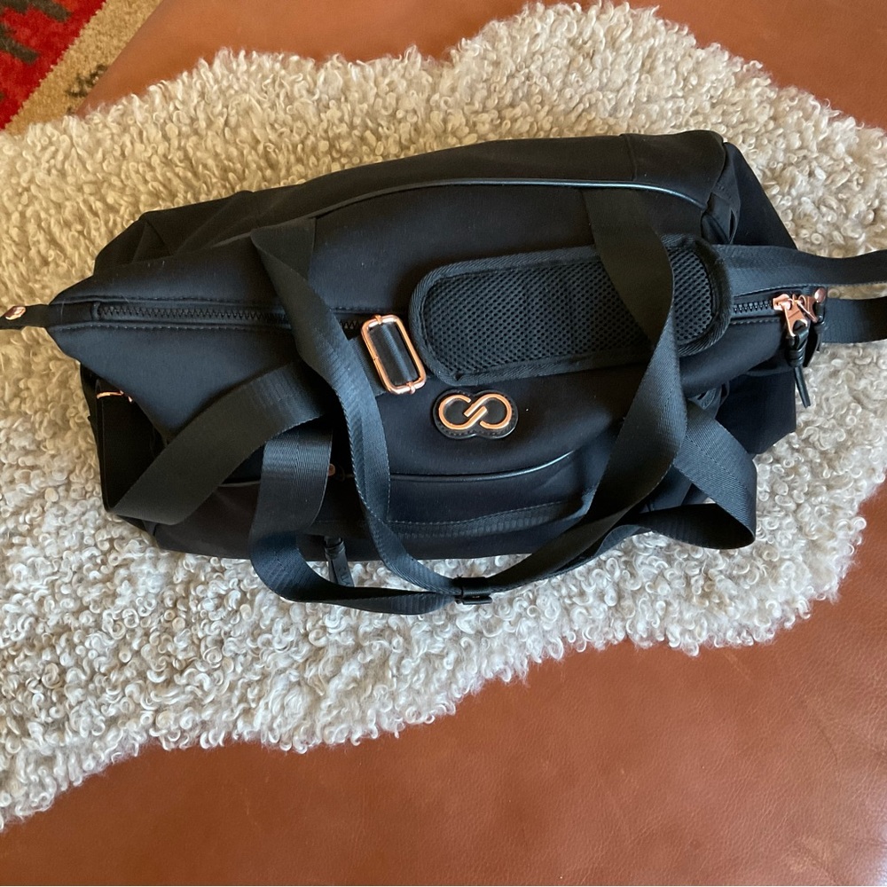 Calia gym duffle